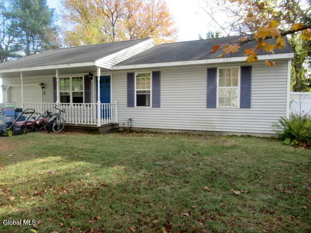 $165,000 | 9 Chelsea Square, Hudson Falls, NY 12839