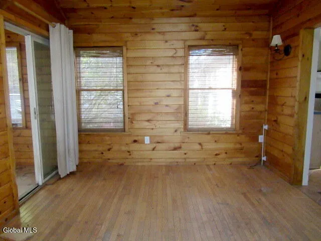 $165,000 | 9 Chelsea Square, Hudson Falls, NY 12839