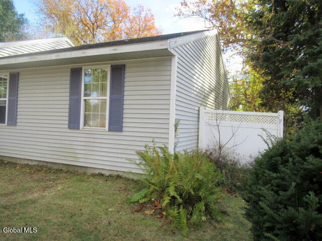 9 Chelsea Square Hudson Falls, NY 12839 - Photo 5 of 66 IMG_8572