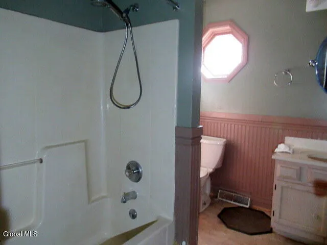 $165,000 | 9 Chelsea Square, Hudson Falls, NY 12839