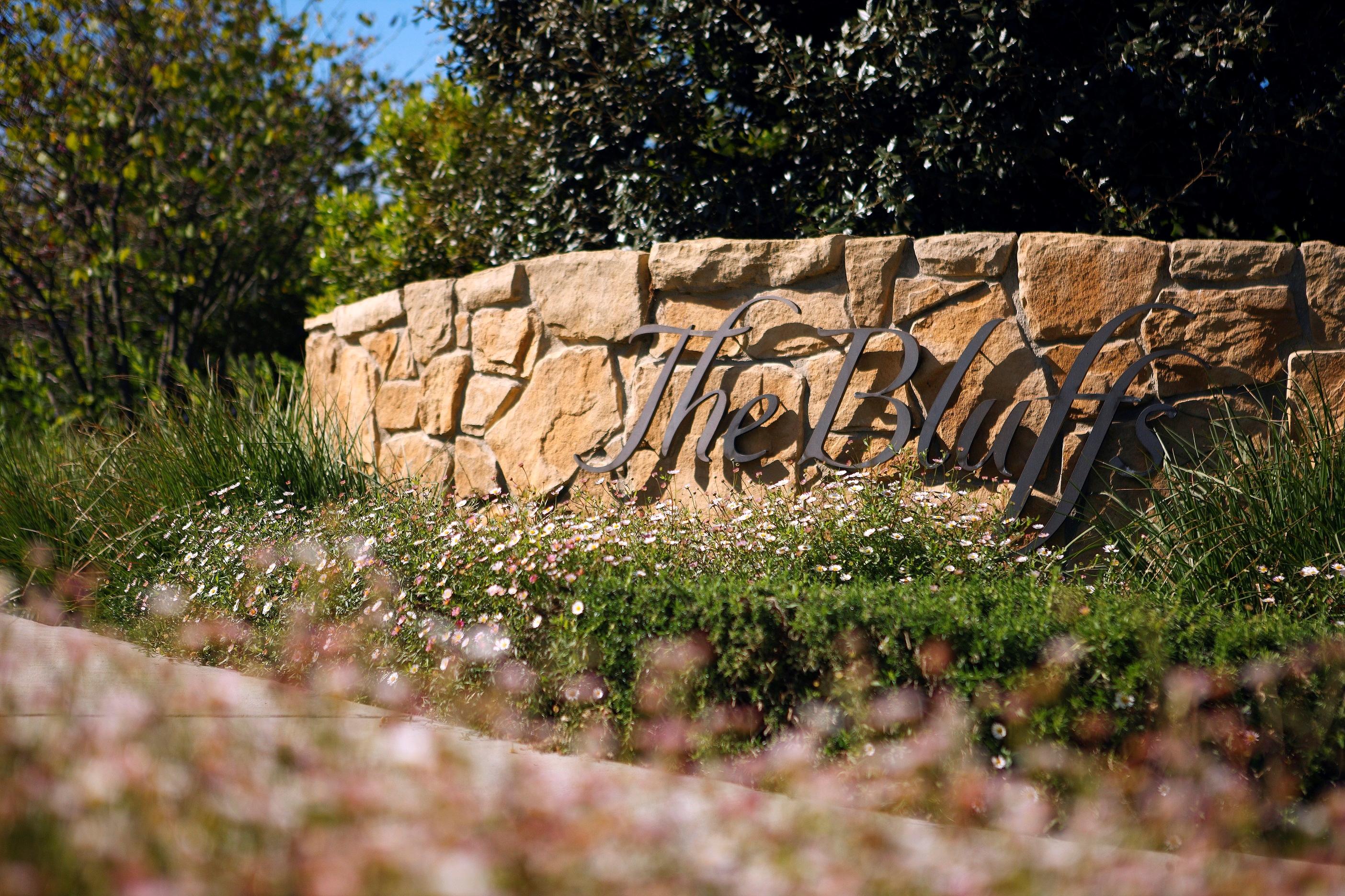 a view of outdoor space with a garden