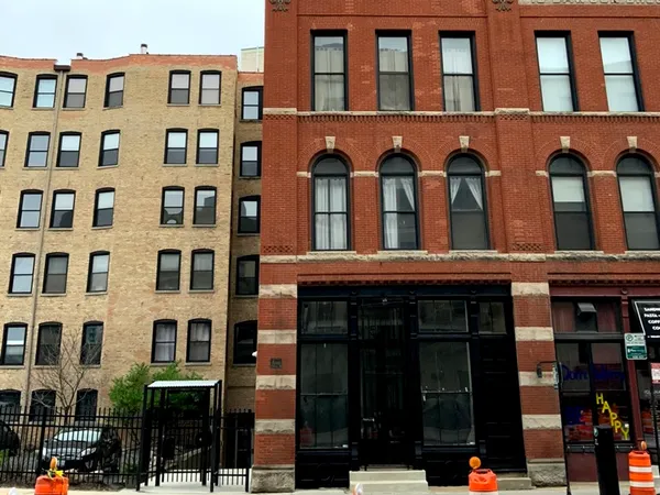 $2,350 | 525 North Halsted Street, Unit 105, Chicago, IL 60642