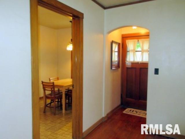 2013 4th Street Moline, IL 61265 - Photo 6 of 33 Gallery Image 6