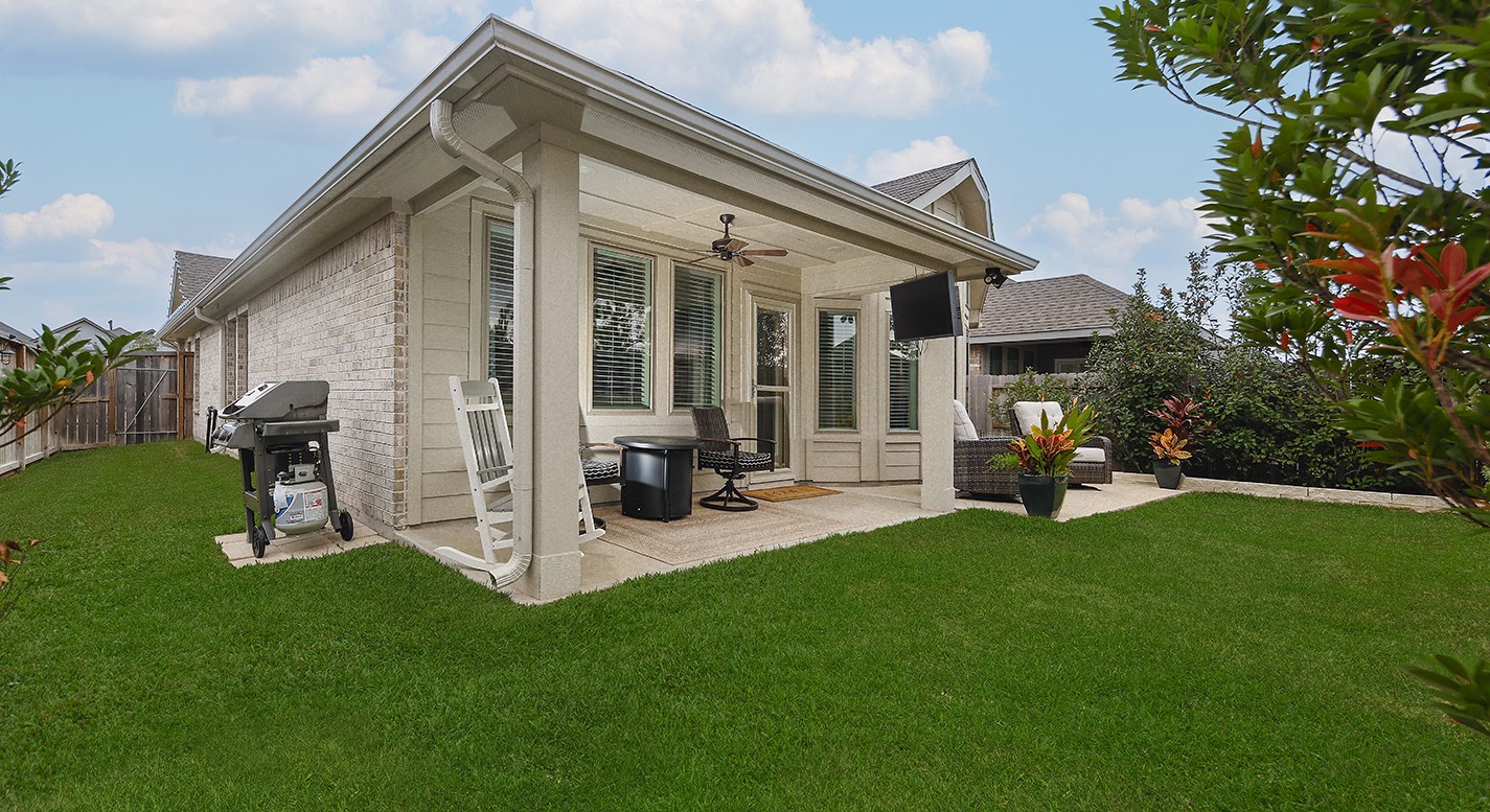 249 Trapper Creek Drive Conroe, TX 77304 - Photo 20 of 23