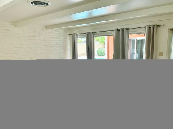 $2,900 | 2601 East Cinnabar Avenue, Phoenix, AZ 85028