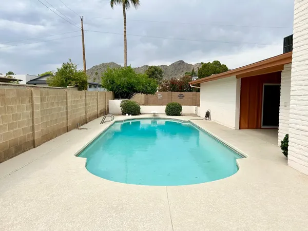 $2,900 | 2601 East Cinnabar Avenue, Phoenix, AZ 85028