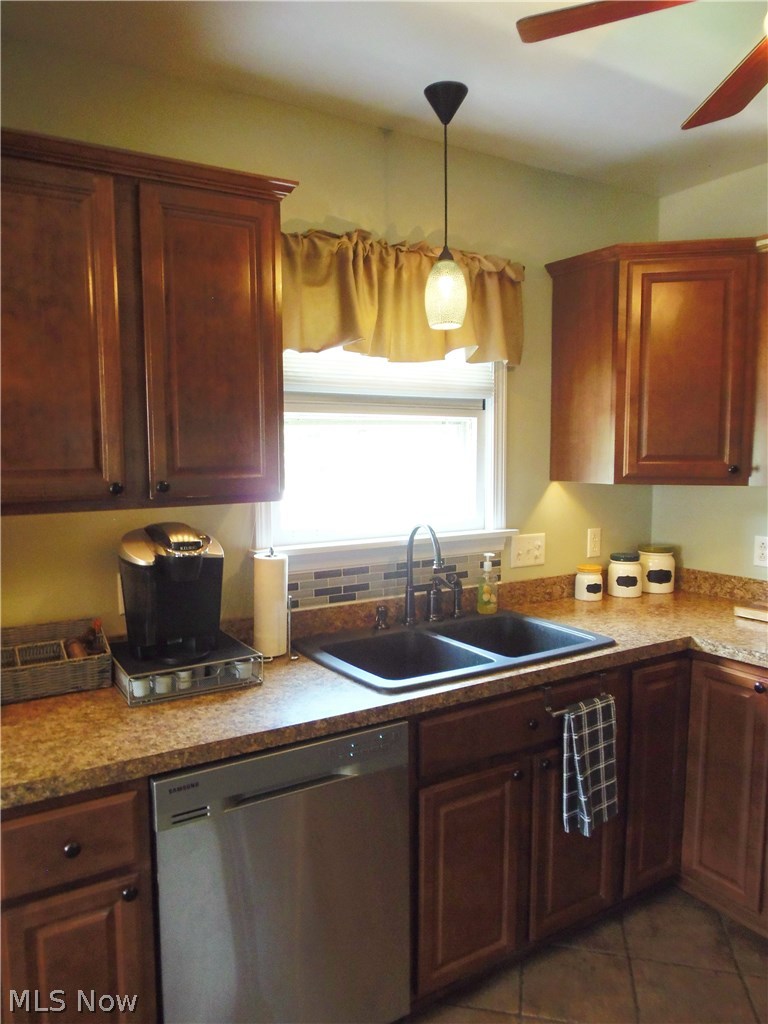 5760 Manchester Road Akron, OH 44319 - Photo 13 of 35