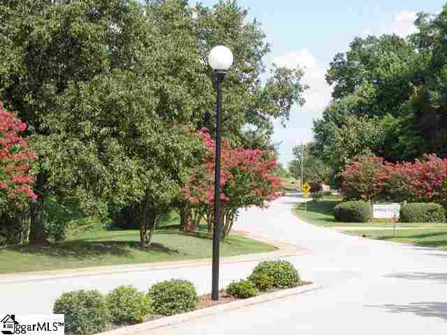 106 East Ridgemount Court Greenville, SC 29617 - Photo 17 of 23 Gallery Image 17