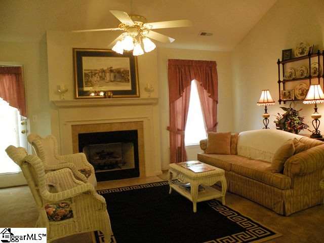 106 East Ridgemount Court Greenville, SC 29617 - Photo 21 of 23 Gallery Image 21
