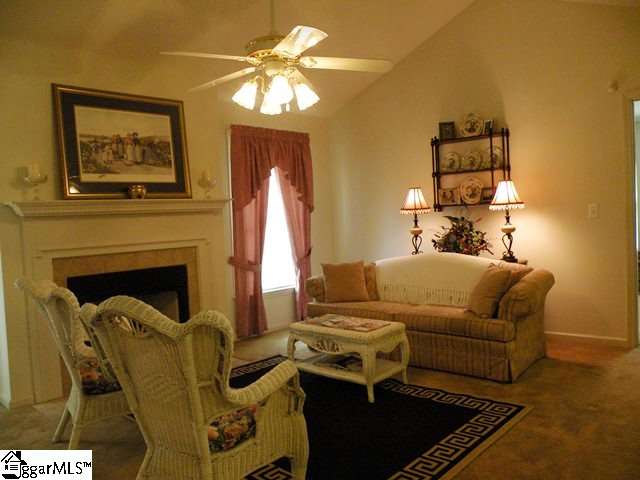 106 East Ridgemount Court Greenville, SC 29617 - Photo 22 of 23 Gallery Image 22