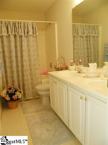 106 East Ridgemount Court Greenville, SC 29617 - Photo 6 of 23 Gallery Image 6
