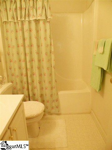 106 East Ridgemount Court Greenville, SC 29617 - Photo 9 of 23 Gallery Image 9