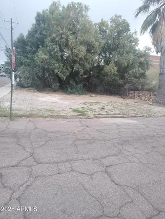 $18,000 | 632 Utah Avenue, Unit 9, Hayden, AZ 85135