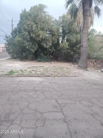 $18,000 | 632 Utah Avenue, Unit 9, Hayden, AZ 85135