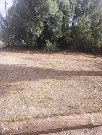 $18,000 | 632 Utah Avenue, Unit 9, Hayden, AZ 85135