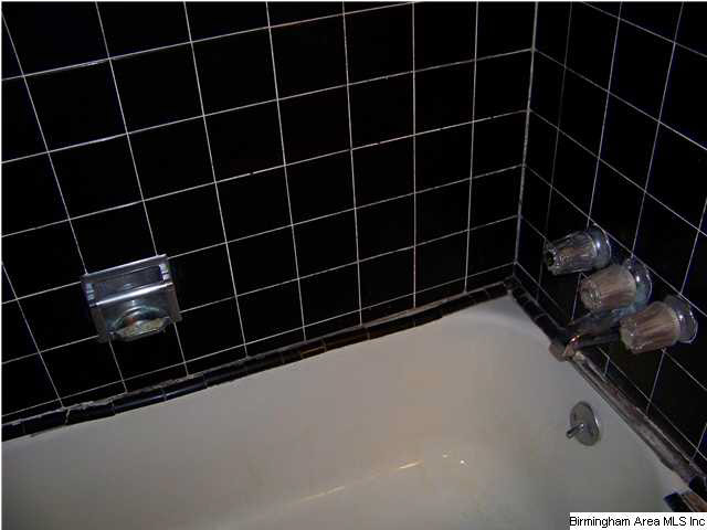 616 Rollingwood Road Birmingham, AL 35235 - Photo 12 of 18