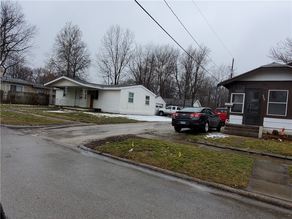 2223 North Illinois Street Decatur, IL 62526 - Photo 2 of 2