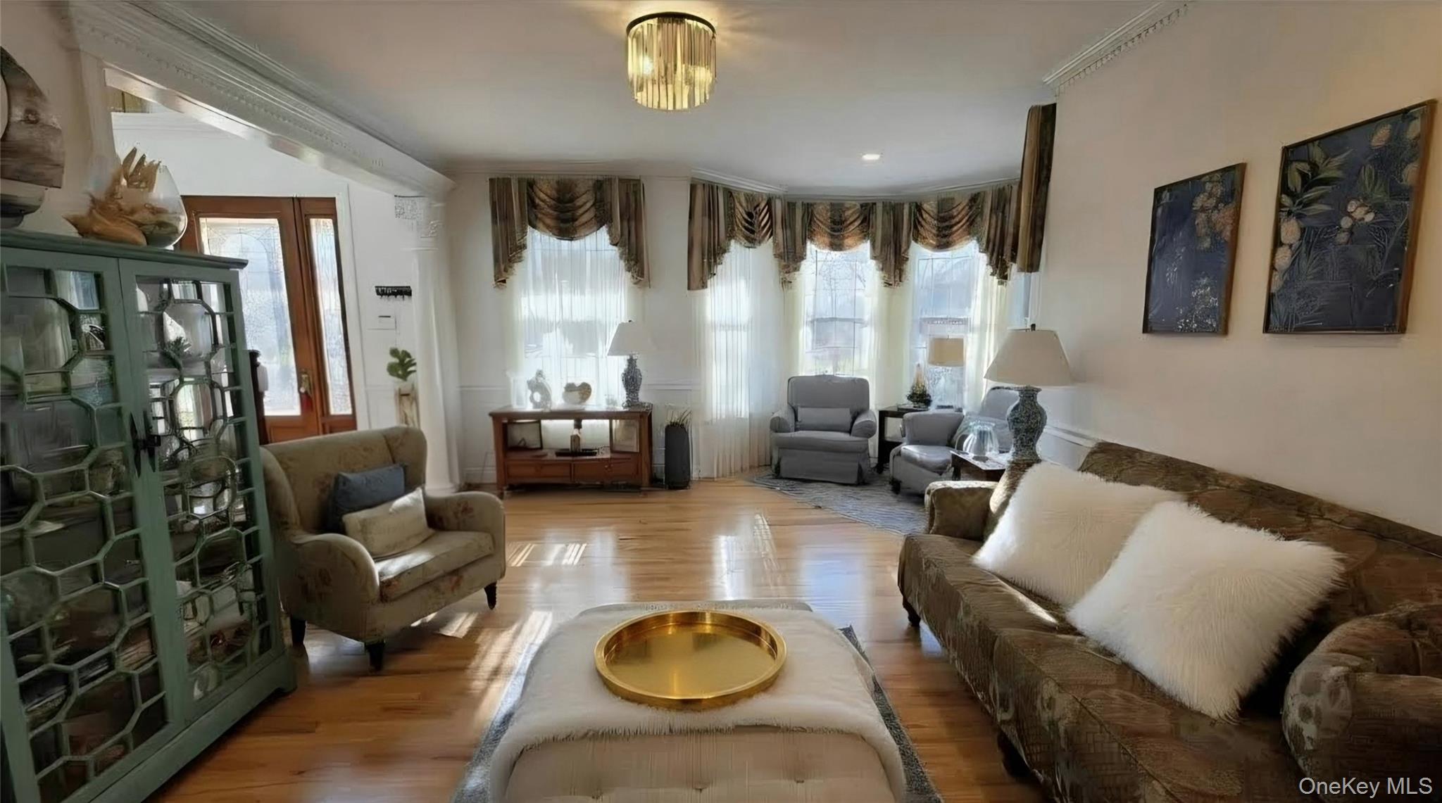 185 West Islip Road West Islip, NY 11795 - Photo 18 of 50 Huge Formal Living Room with beautifully windowed and turreted front sitting area