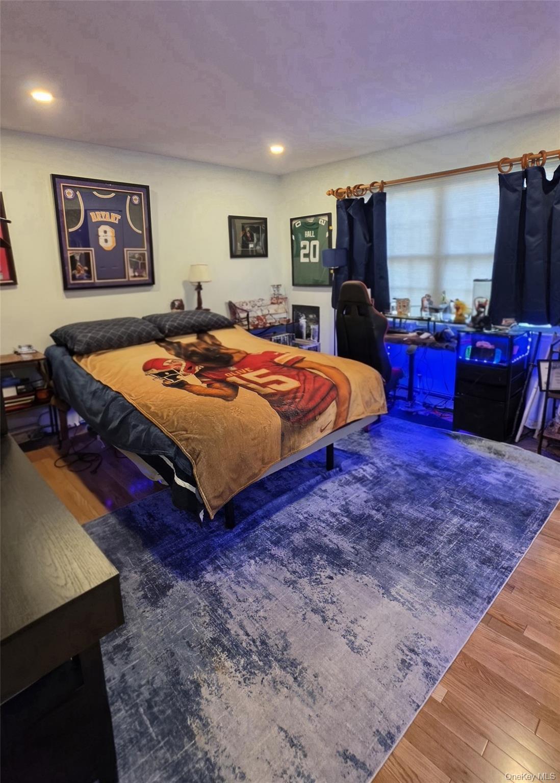 185 West Islip Road West Islip, NY 11795 - Photo 32 of 50 Bedroom #3 of 5 located on the 2nd floor