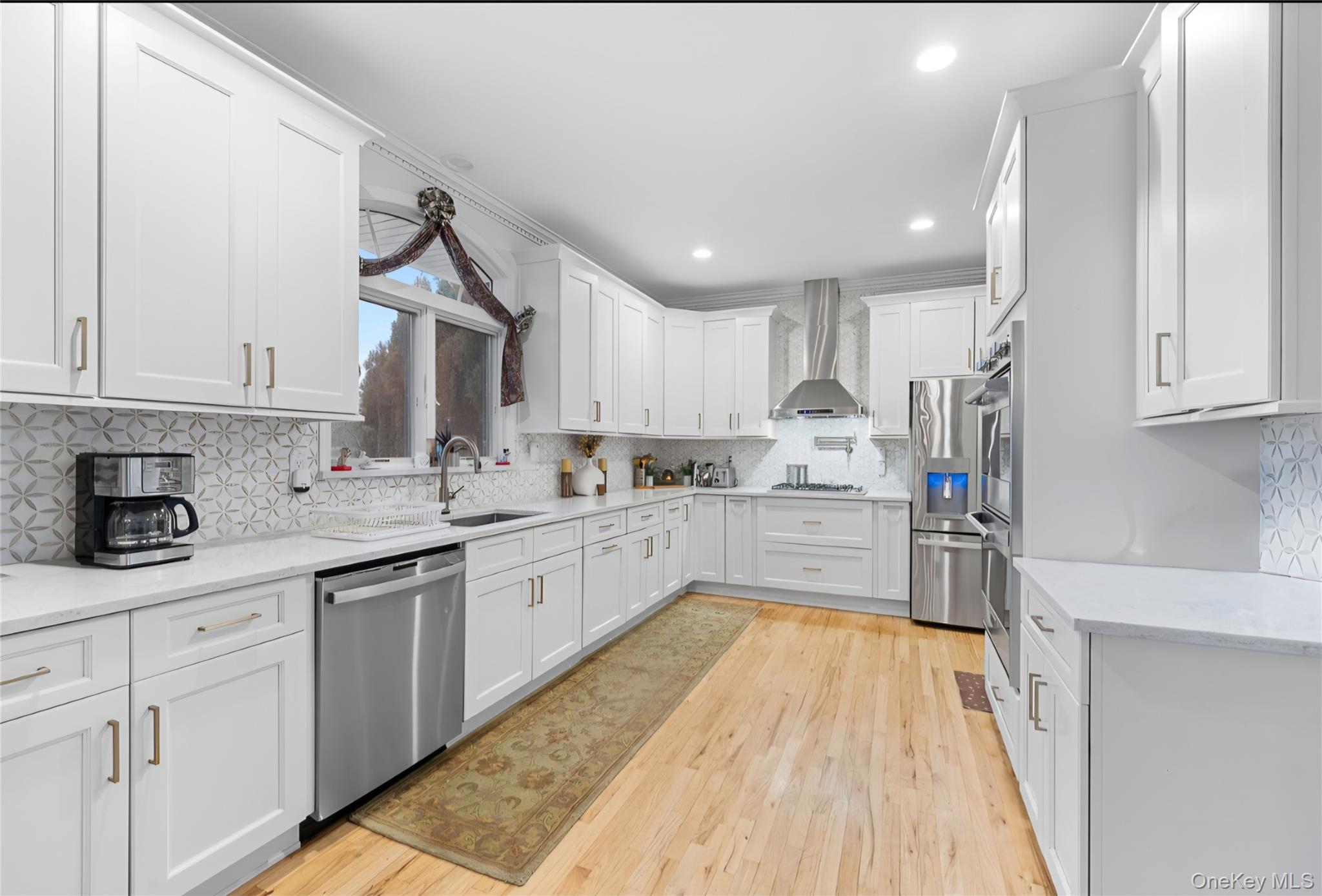 185 West Islip Road West Islip, NY 11795 - Photo 9 of 50