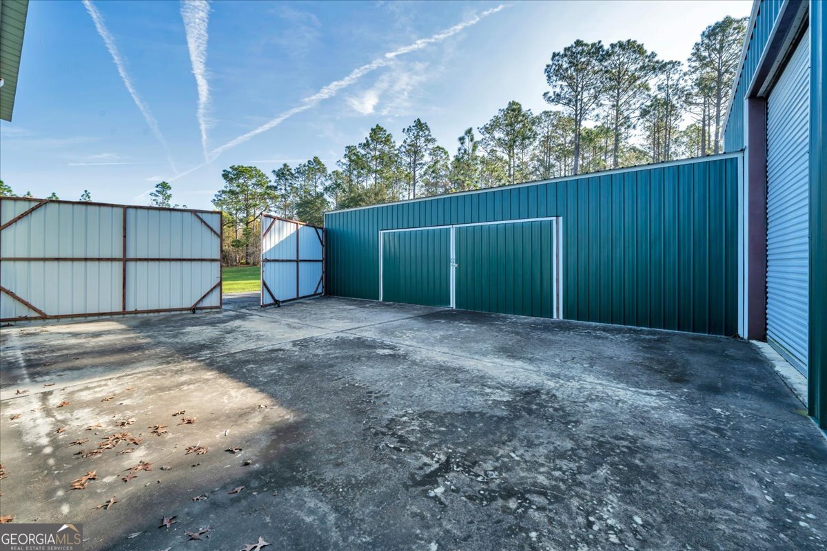 6501 Harley Trail Blackshear, GA 31516 - Photo 47 of 69 a view of a backyard