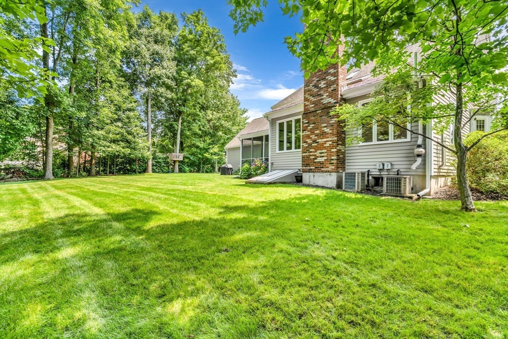 32 Wayside Road Westborough, MA 01581 - Photo 3 of 34 Gallery Image 3