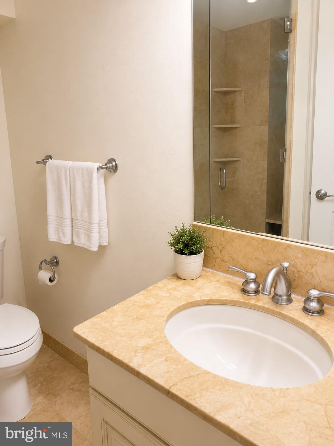 1701-15 Locust Street, Unit 2006 Philadelphia, PA 19103 - Photo 5 of 16