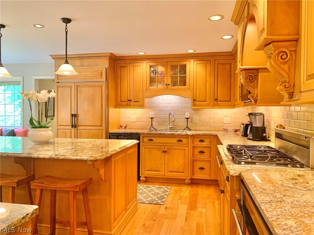1876 Chartley Road Gates Mills, OH 44040 - Photo 7 of 19 Gallery Image 7