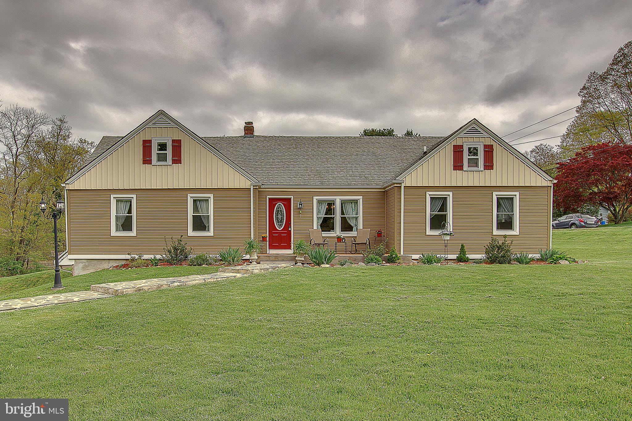 960 Sandy Run Road Yardley, PA 19067 - Photo 1 of 49 Gallery Image 1