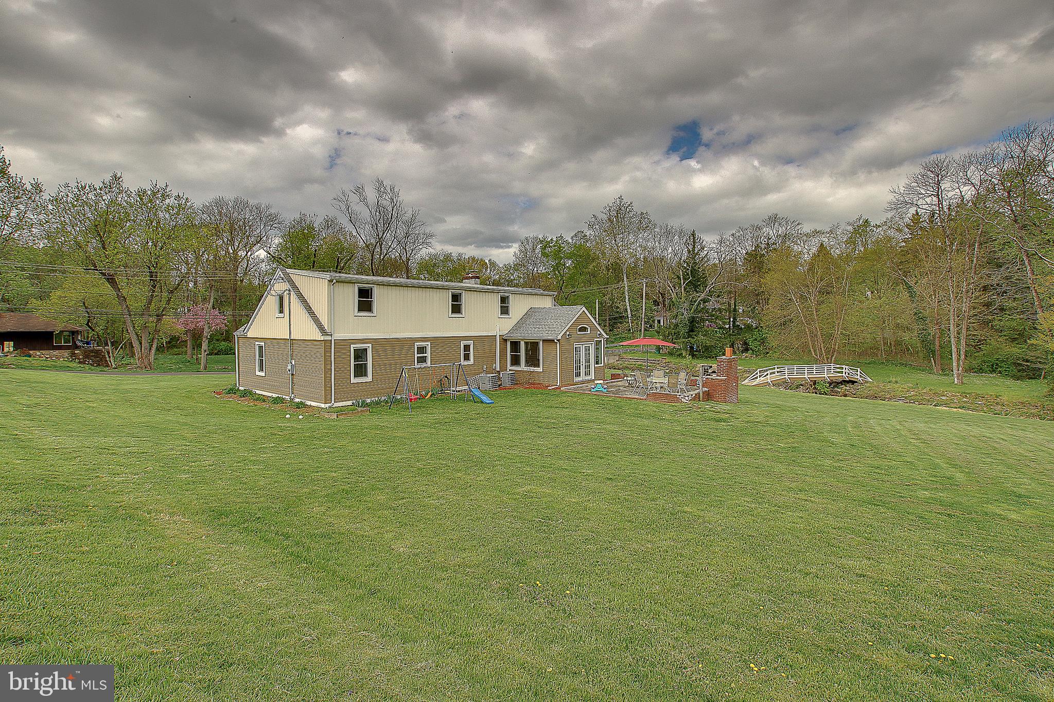960 Sandy Run Road Yardley, PA 19067 - Photo 3 of 49 Gallery Image 3