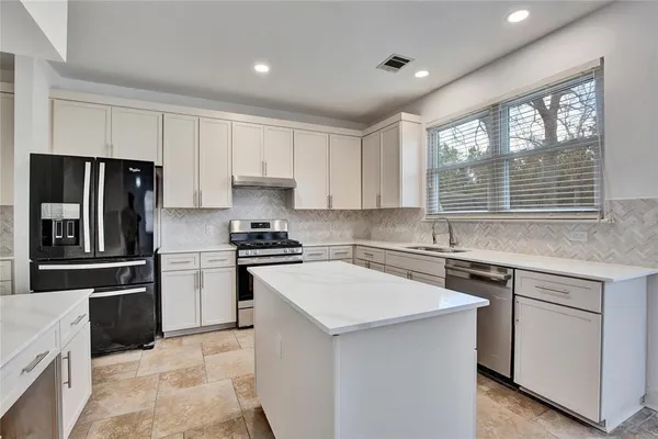 $3,400 | 4065 Honey Bear Loop, Round Rock, TX 78681