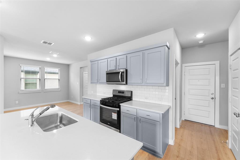 124 Mandarin Street Forney, TX 75126 - Photo 9 of 31