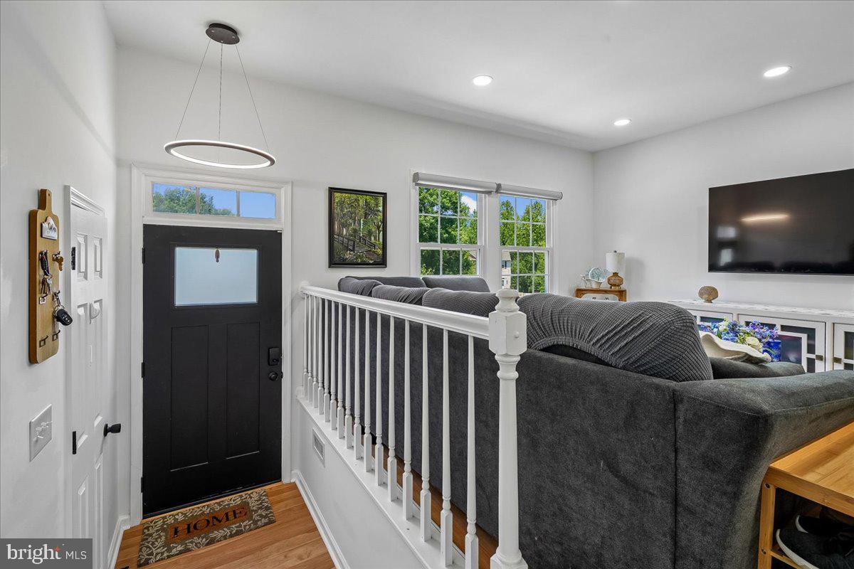 100 Rugby Fredericksburg, VA 22406 - Photo 16 of 41 Inviting entryway with modern charm.