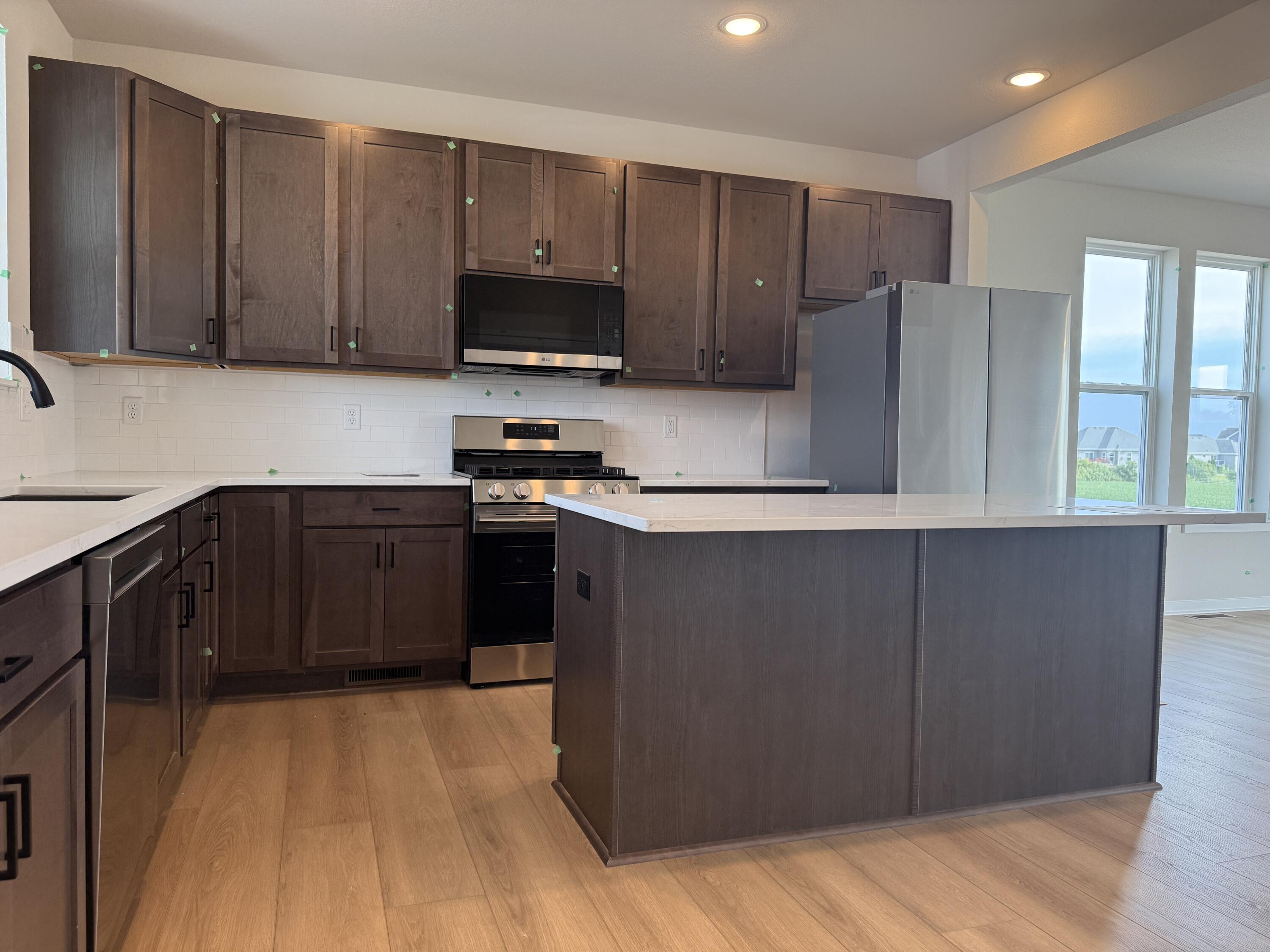 3661 Perennial Parkway Caledonia, WI 53126 - Photo 5 of 22 Kitchen