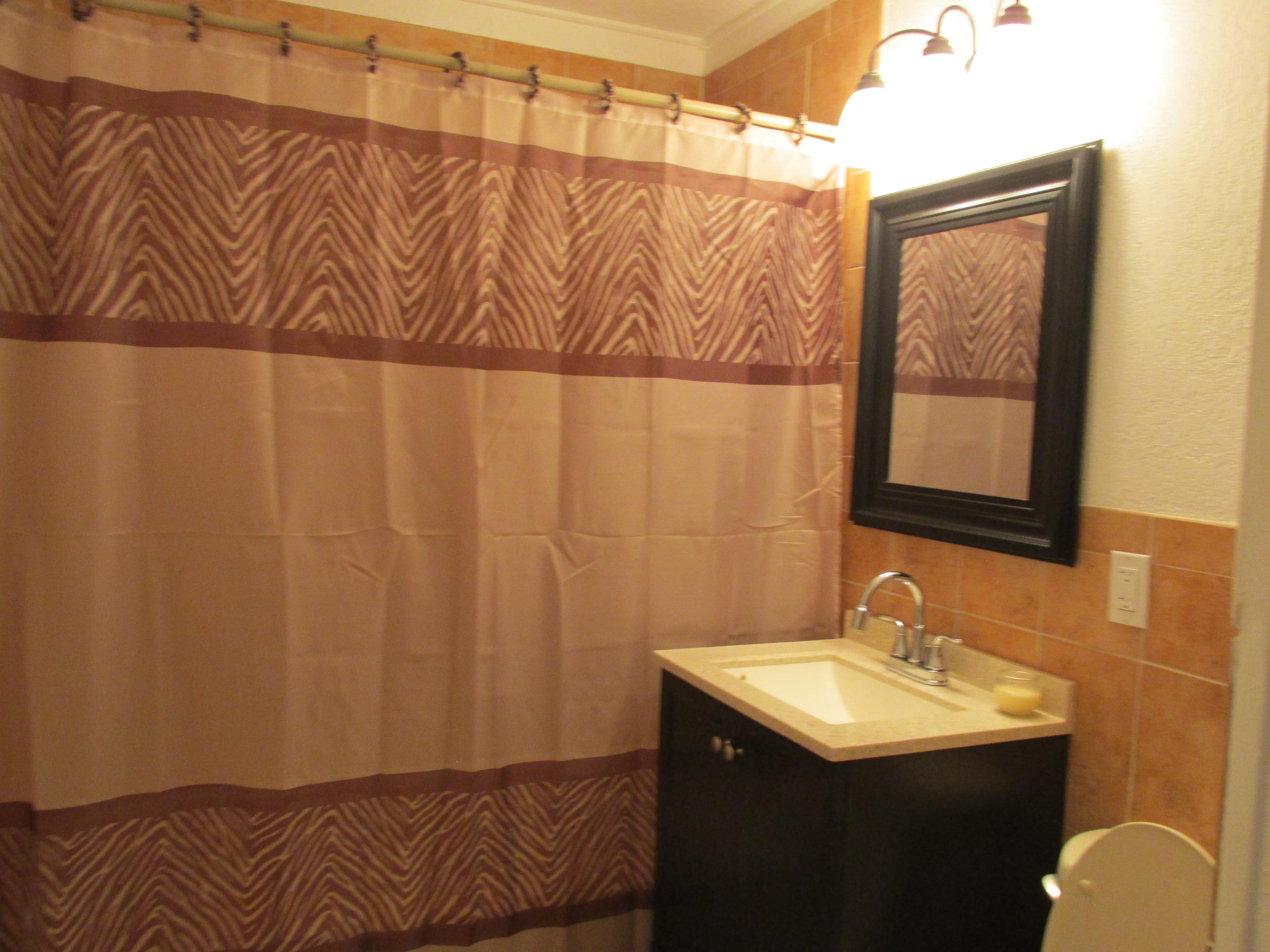 525 Mayflower Road West Palm Beach, FL 33405 - Photo 16 of 27 IMG_1625