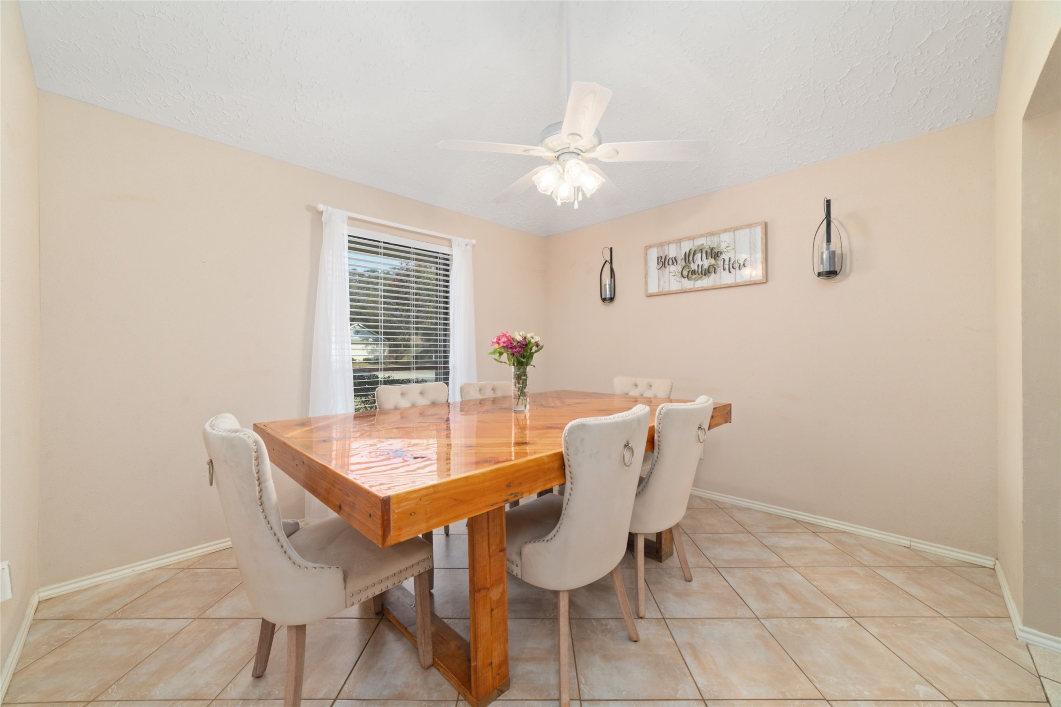 3315 Haydee Road Spring, TX 77388 - Photo 11 of 29 a view of a dining room with furniture
