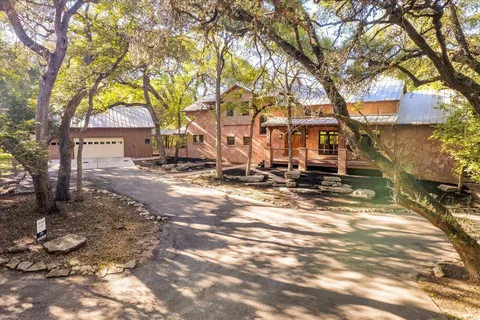 $2,247,000 | 400 East Blanco Bend Drive, Wimberley, TX 78676