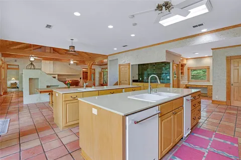 $2,247,000 | 400 East Blanco Bend Drive, Wimberley, TX 78676