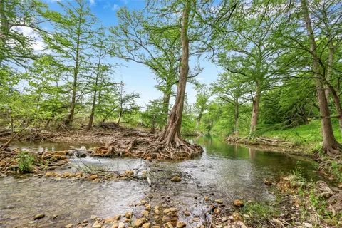 $2,247,000 | 400 East Blanco Bend Drive, Wimberley, TX 78676