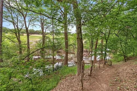 $2,247,000 | 400 East Blanco Bend Drive, Wimberley, TX 78676