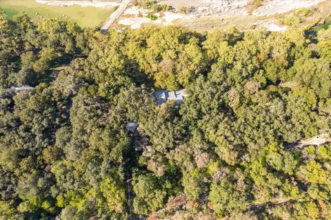$2,247,000 | 400 East Blanco Bend Drive, Wimberley, TX 78676