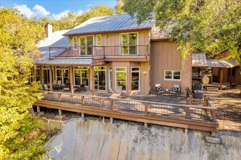 $2,247,000 | 400 East Blanco Bend Drive, Wimberley, TX 78676