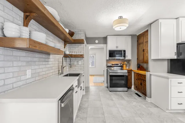 $315,000 | 6828 Corvallis Avenue North, Crystal, MN 55428