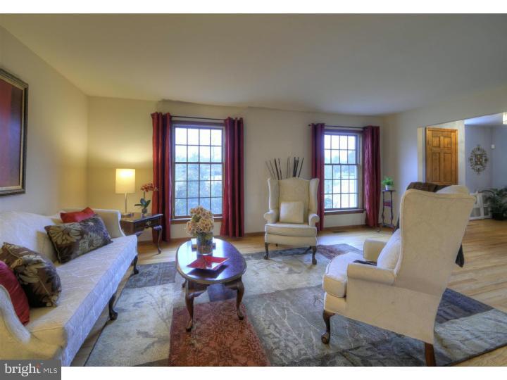 25 Allens Road Hightstown, NJ 08520 - Photo 5 of 19 Gallery Image 5