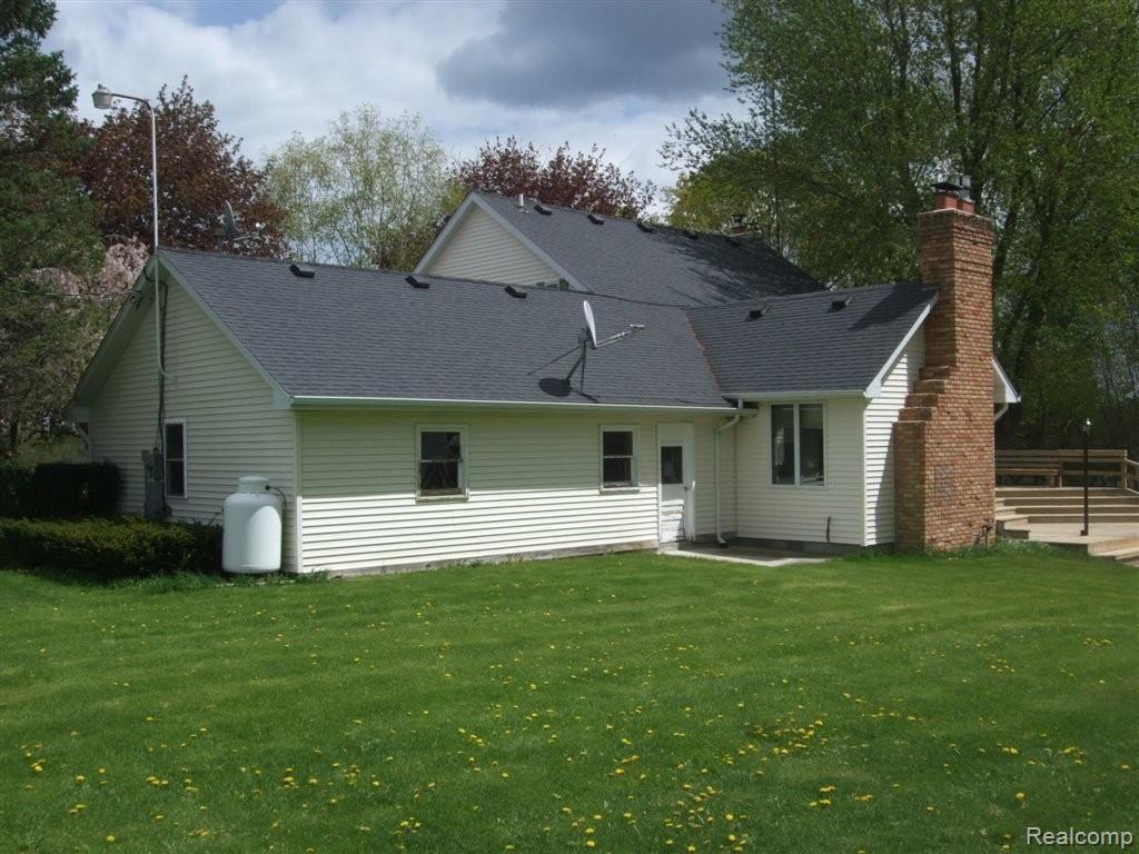 7605 Babcock Road Jeddo, MI 48032 - Photo 16 of 28 DSCF9884.JPG