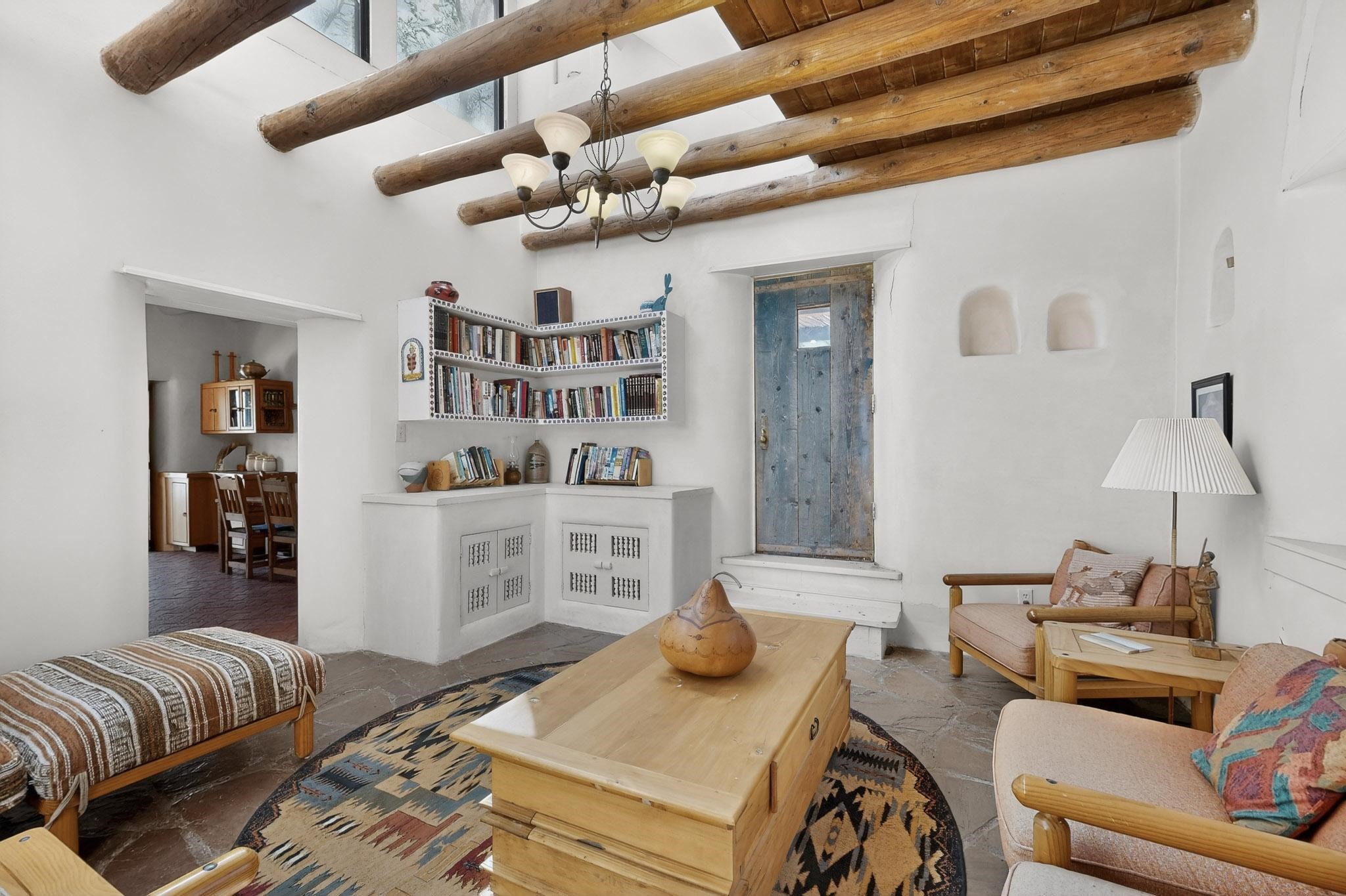 442 Los Pinos Road Santa Fe, NM 87507 - Photo 37 of 70