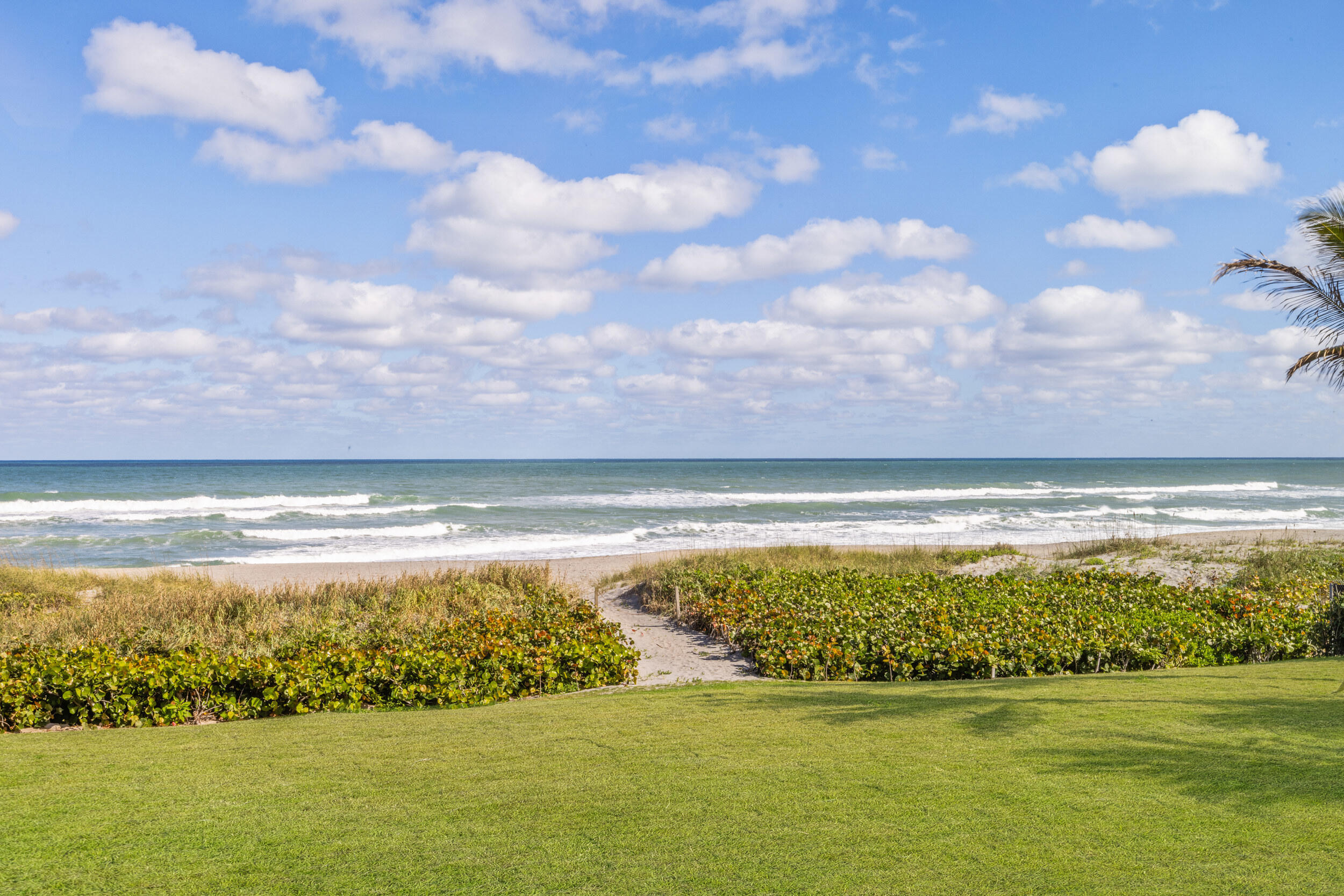 9025 Southeast Bridge Road, Unit A Hobe Sound, FL 33455 - Photo 16 of 31 Banyan Grove Lifestyle (26)