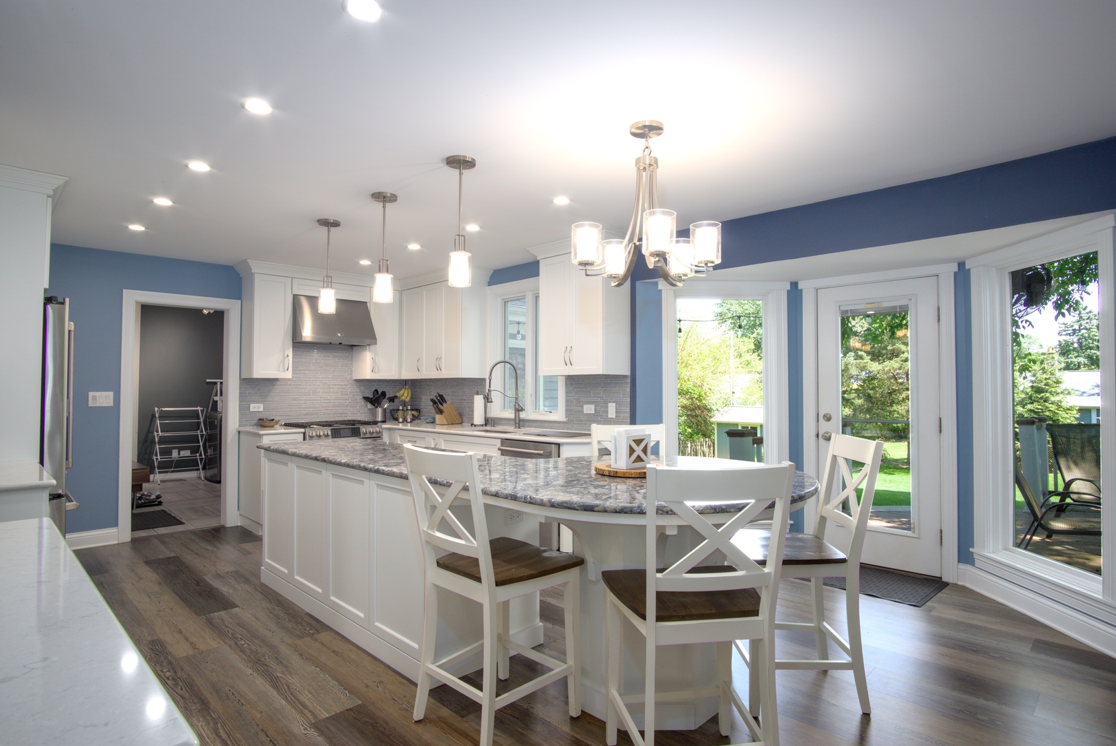 S461 Madison Street Winfield, IL 60190 - Photo 4 of 41