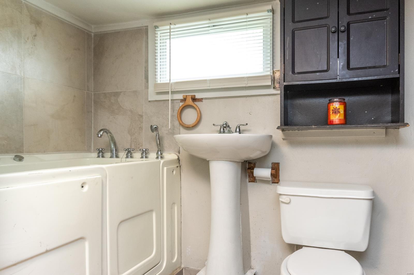 815 South Rapp Avenue Columbia, IL 62236 - Photo 25 of 36 Gallery Image 25