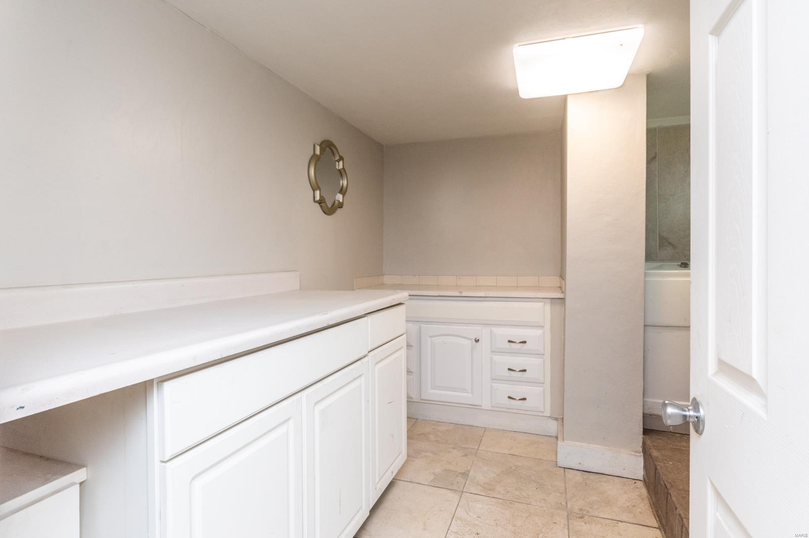 815 South Rapp Avenue Columbia, IL 62236 - Photo 27 of 36 Gallery Image 27